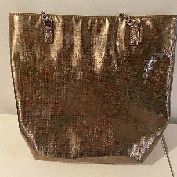 {Michael Kors} Rose Gold Mirror Jet Set Tote - Picture 2 of 7